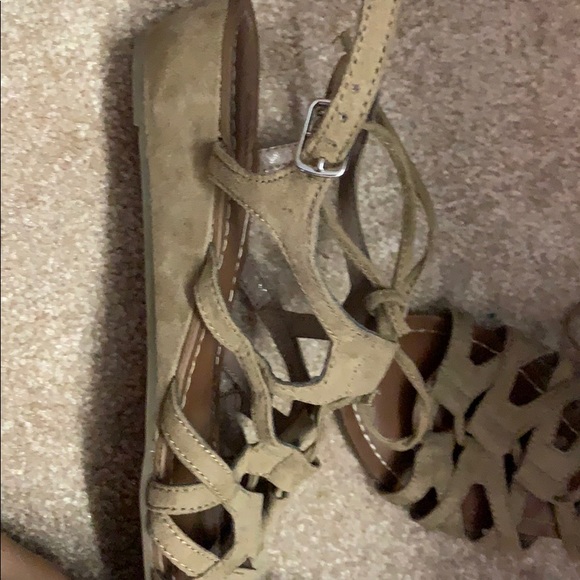 SANDALS - Picture 2 of 3